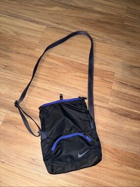 Nike Black Crossbody Bag with Blue Trim